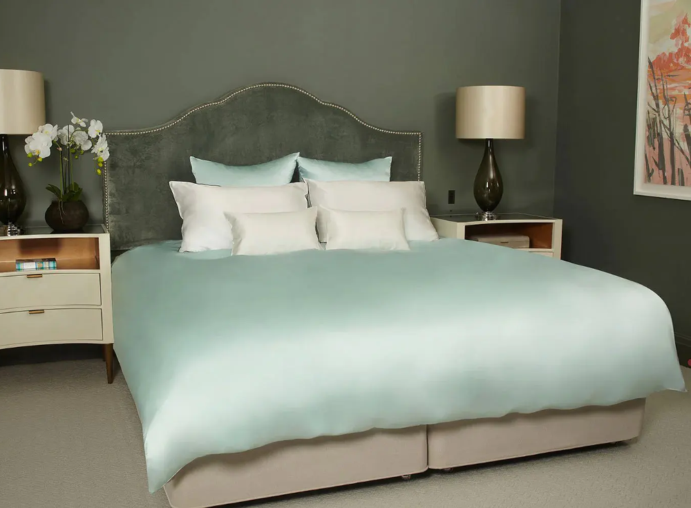 Silk vs Cotton Sheets: Differences, Prices, Pros & Cons