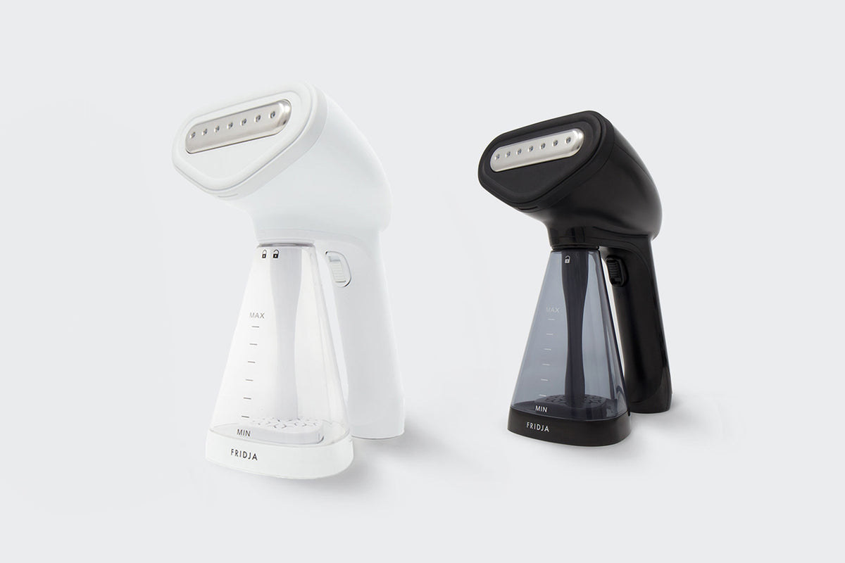 Fridja F10 Handheld Steamer for Silk Bedding