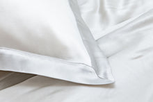 Load image into Gallery viewer, Ivory & Oyster Grey Oxford Pure Silk Duvet Set