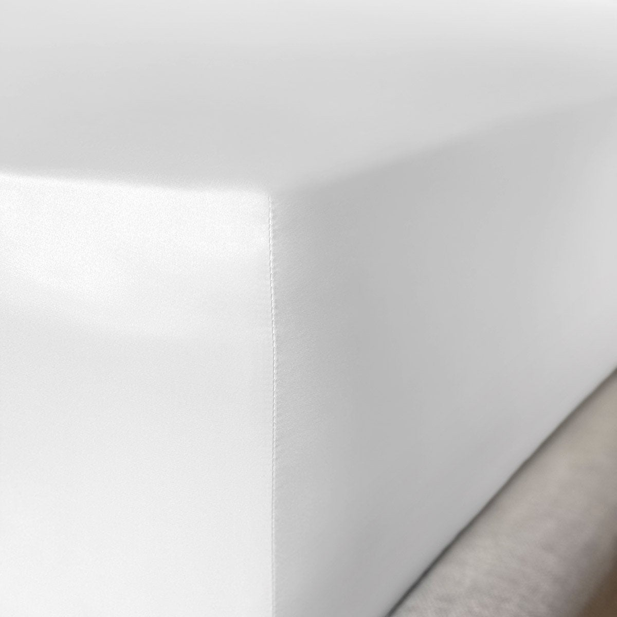 Brilliant White Silk Duvet Set - MayfairSilk