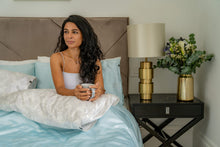 Load image into Gallery viewer, Damask Pure Silk Pillowcase