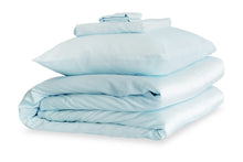 Load image into Gallery viewer, Pastel Blue Silk Duvet Set - MayfairSilk