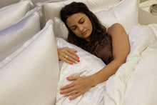 Load image into Gallery viewer, Damask Oxford Pure Silk Pillowcase