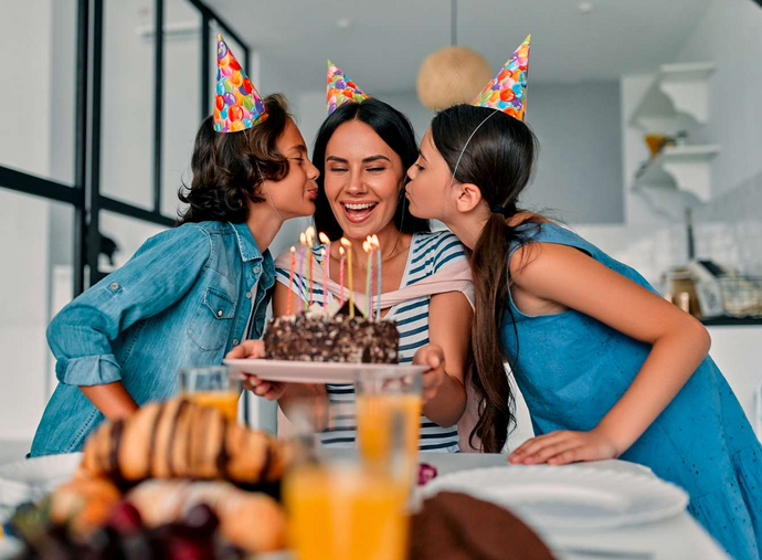 Creative Gifts Idea For Mom's Birthday: Stylish, Practical Ideas & Prices