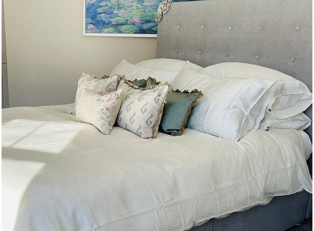 Where can I buy an unbleached silk pillowcase