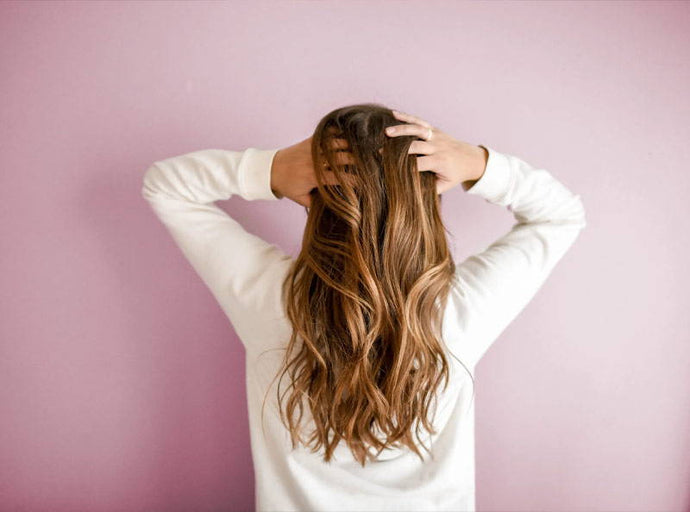 Remedies for Dry and Frizzy Hair - How Silk Pillowcases and Silk Scrunchies Transform Your Hair