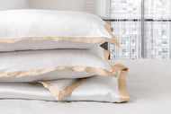 Brilliant White & Champagne Oxford Pure Silk Duvet Set