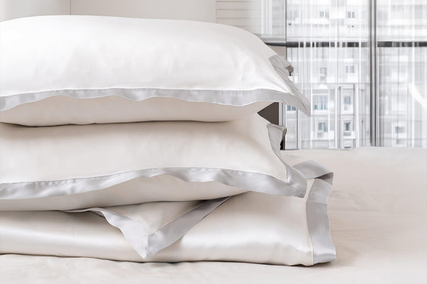 Mayfairsilk Ivory and Oyster Grey Oxford Pure Silk Duvet Set - Emperor / Standard Pillowcases