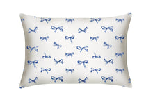 Load image into Gallery viewer, Regent Bows Pure Silk Pillowcase
