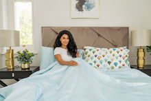 Load image into Gallery viewer, Aqua Fans Pure Silk Pillowcase

