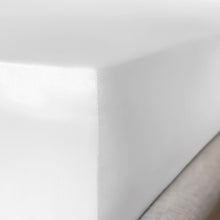 Laden Sie das Bild in den Galerie-Viewer, Charcoal and Brilliant White Silk Duvet Set #1 - MayfairSilk
