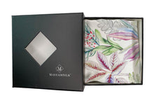 Cargar imagen en el visor de la galería, Iridescent Garden Pure Silk Cushion Cover - MayfairSilk
