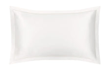 Afbeelding in Gallery-weergave laden, Ivory Oxford Pure Silk Pillowcase - Ivory Piping

